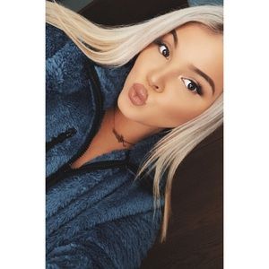 Meet your Posher, Alyssa